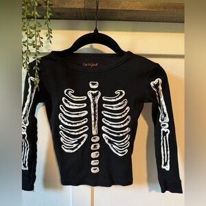 Cat & Jack Black Long Sleeve Skeleton Tee Halloween size 6